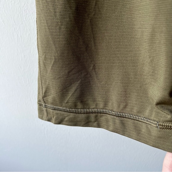 Men’s Lululemon short sleeve tech shirt size XL~ like new - Picture 8 of 11